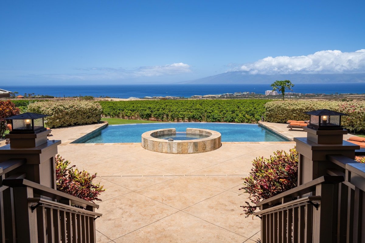 4BR Oceanview Estate | Infinity Pool + Pickleball gallery image 4