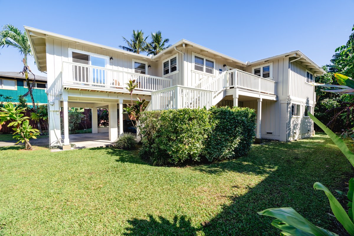 Cycle or Walk to Hanalei Bay