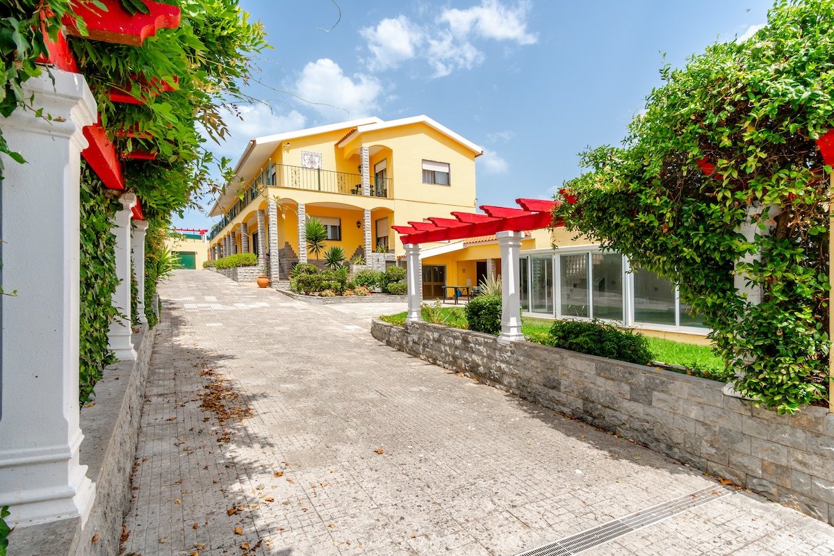 A big beautiful house near Santa Cruz beach gallery image 2