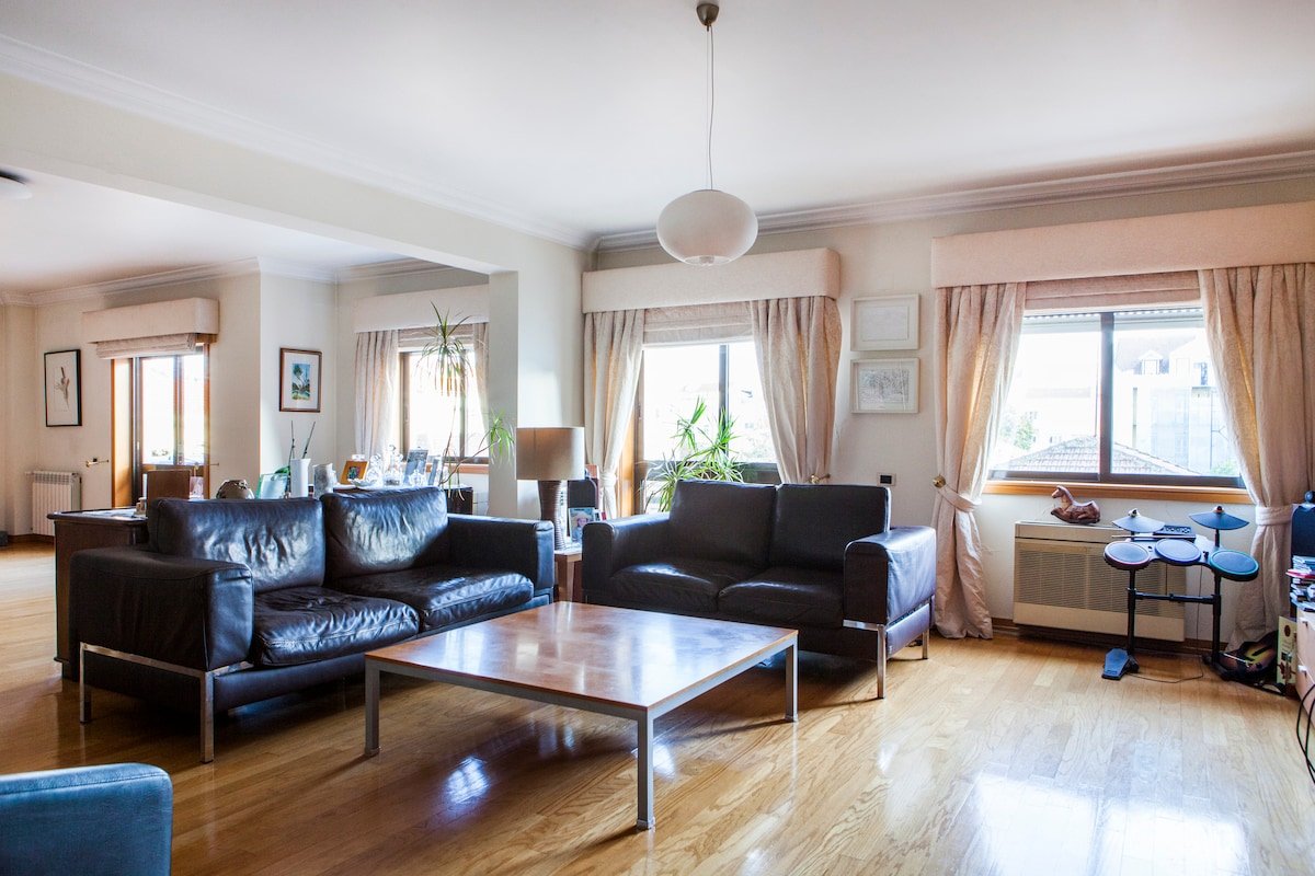 Spacious Flat 5 Bedrooms 250m2 gallery image 4