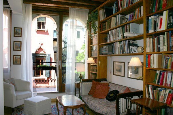 Cosy Apt in the heart of Venice gallery image 3