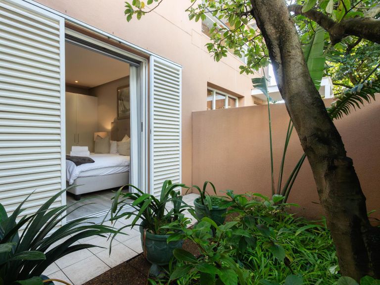 Garden - Room