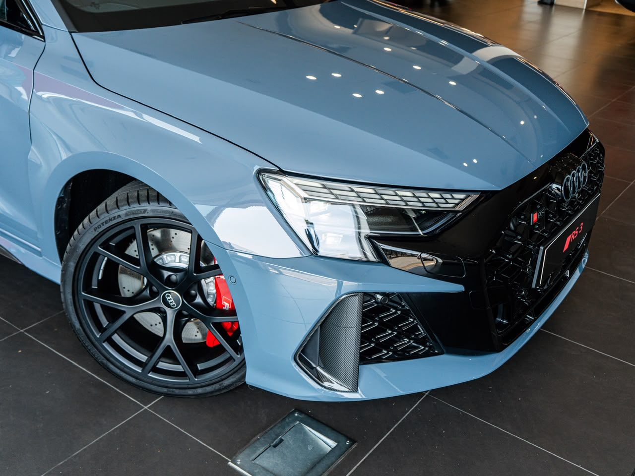 Used car gallery