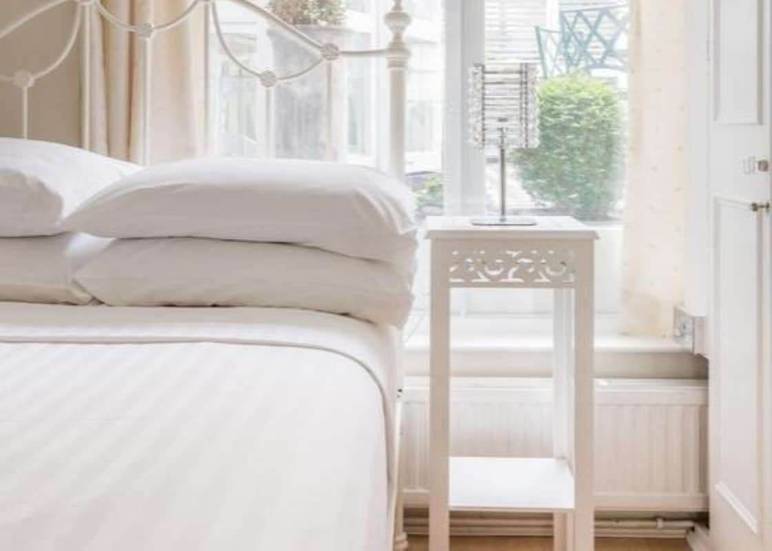 Luxury Marylebone 3BR | Elegant Classic Gem gallery image 3