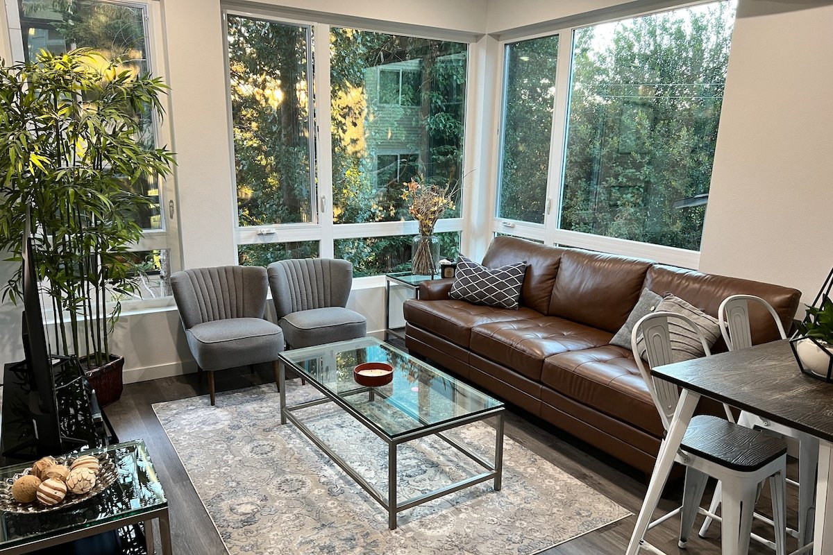 Cherry Blossom on Cherry Hill: 3 bd/3 bth. Seat U gallery image 2