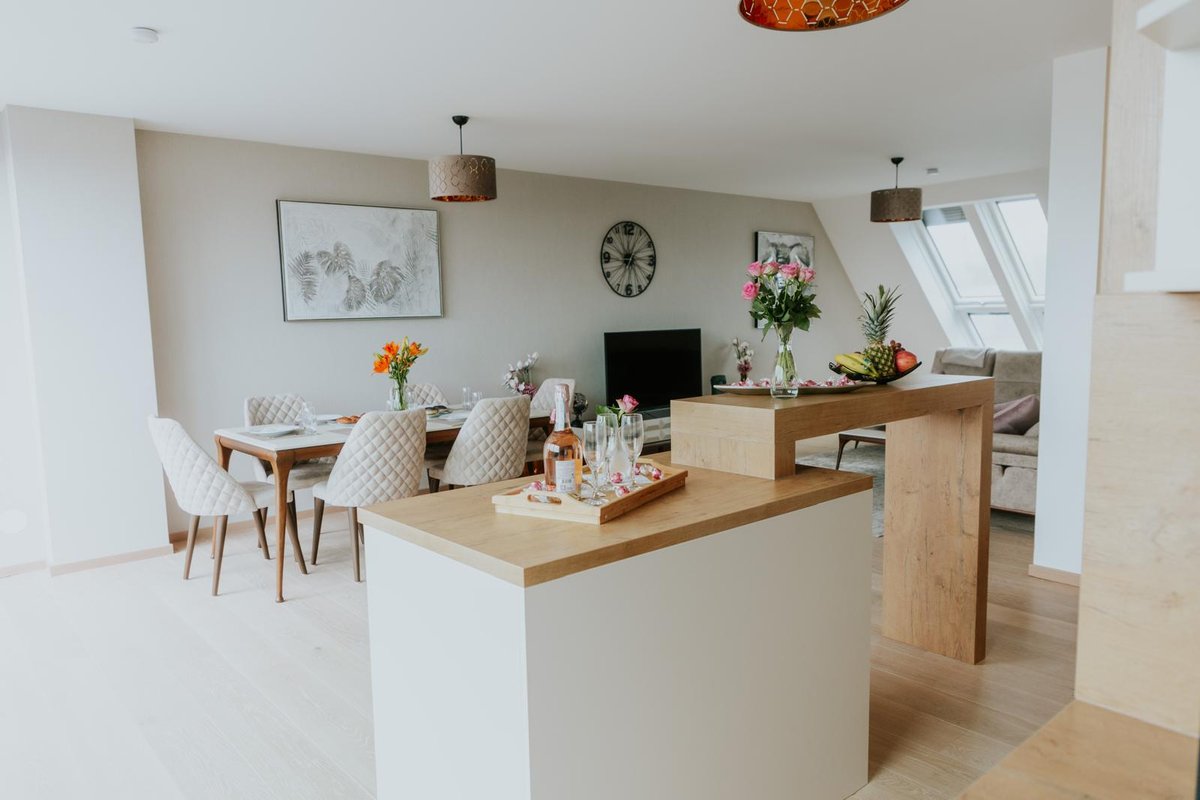 Design Apartment -Skyline Views 23