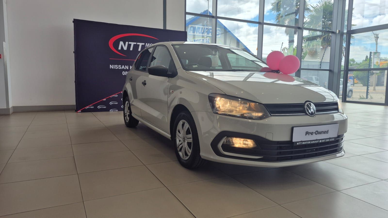 VOLKSWAGEN POLO VIVO 1.4 for Sale in South Africa