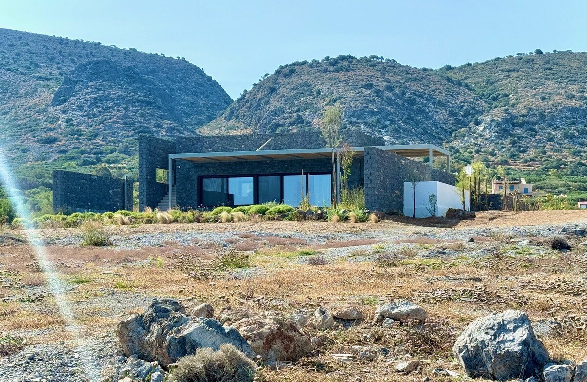 Villa Mila in Milatos gallery image 3