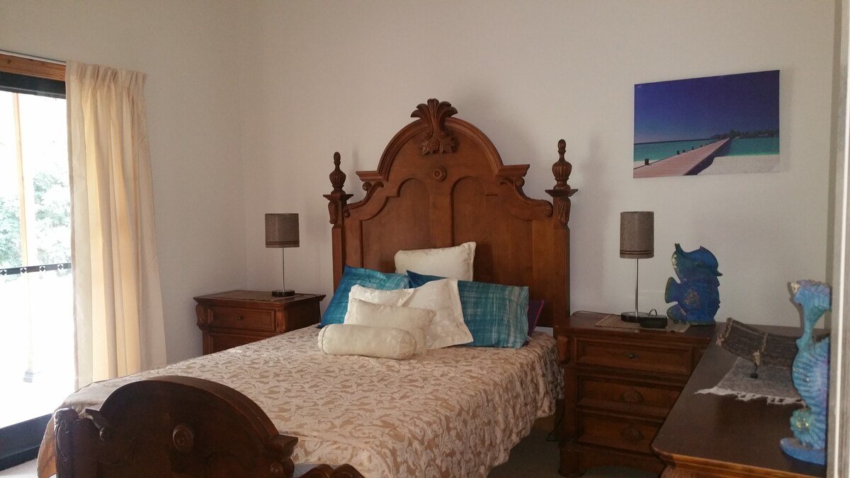 Oasis by South West Rocks 1 * gallery image 4