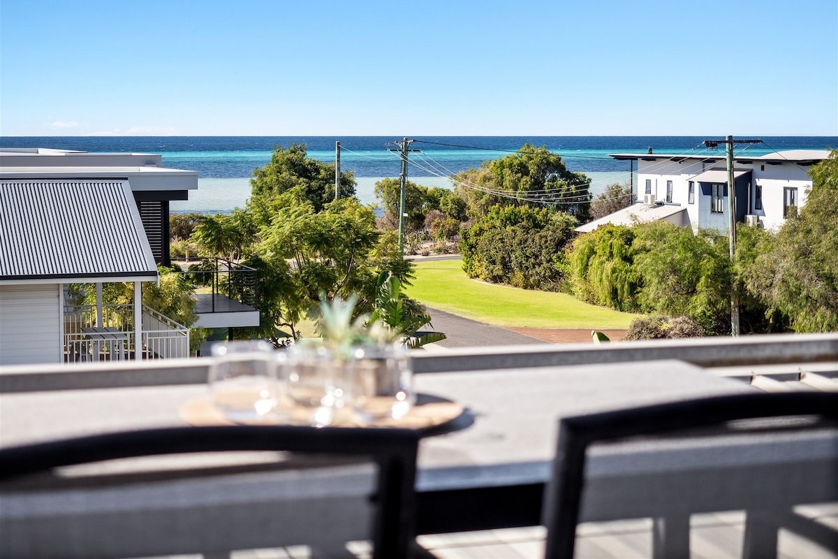 Allure: Easy Beachside Living in Prime Location gallery image 5