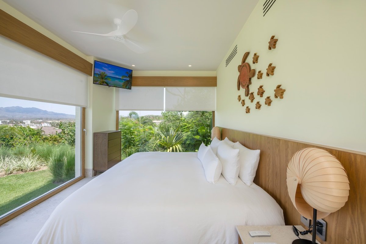 Casa Yeiya · Kupuri Luxury w/ Staff & Oceanview gallery image 4