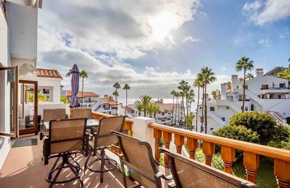 Hamilton Cove “Island Oasis + AC” gallery image 3