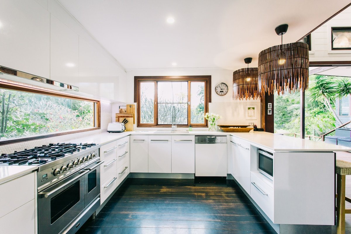 BELLINGEN CONVERTED CHURCH (Pet Friendly) gallery image 4