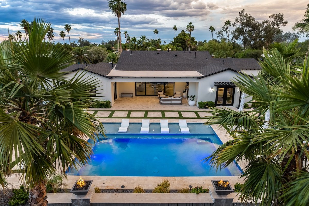 *New* Multi-Million Resort-Style Home w/Pickleball gallery image 2