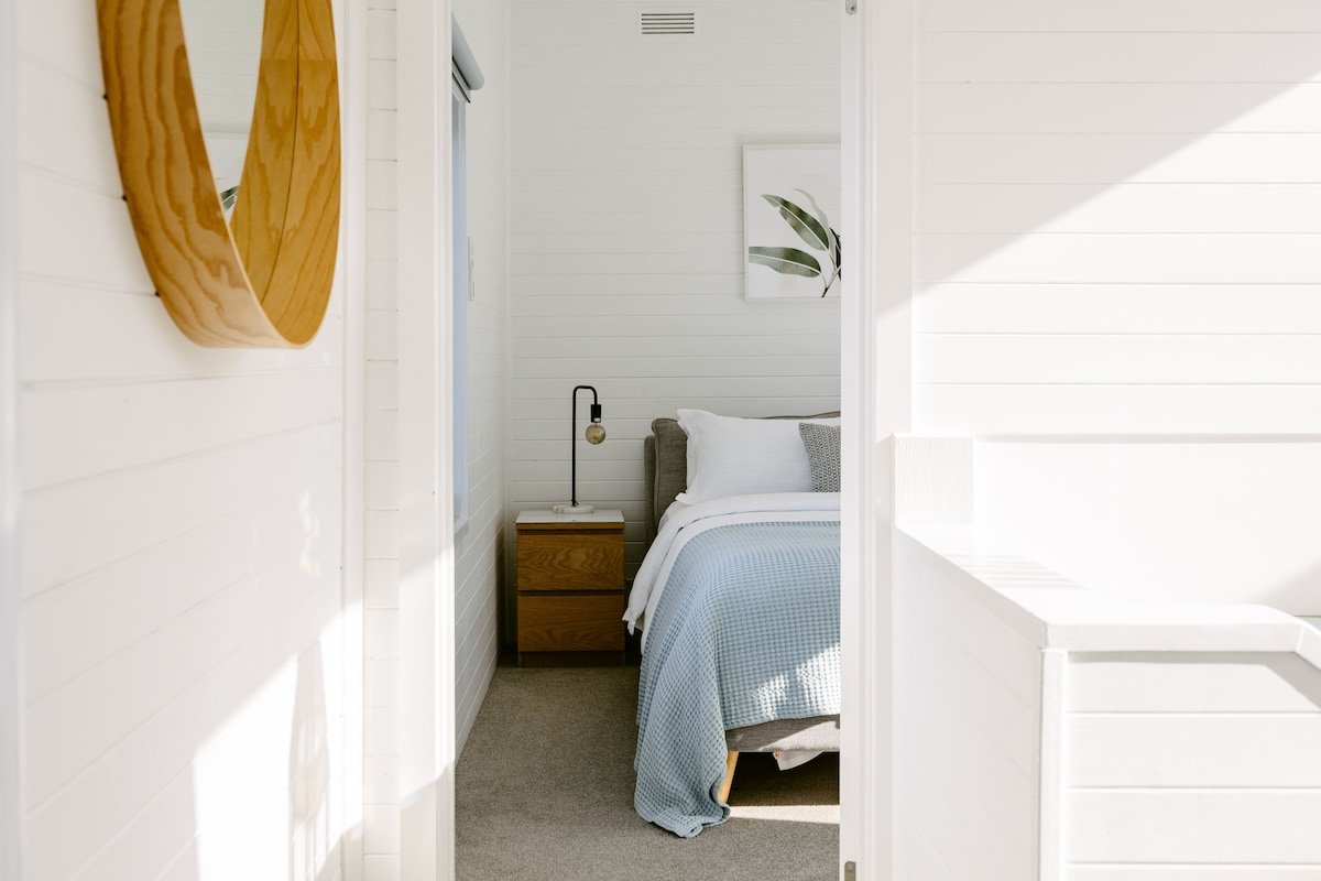 The Nook – relaxing home breathtaking ocean views gallery image 5