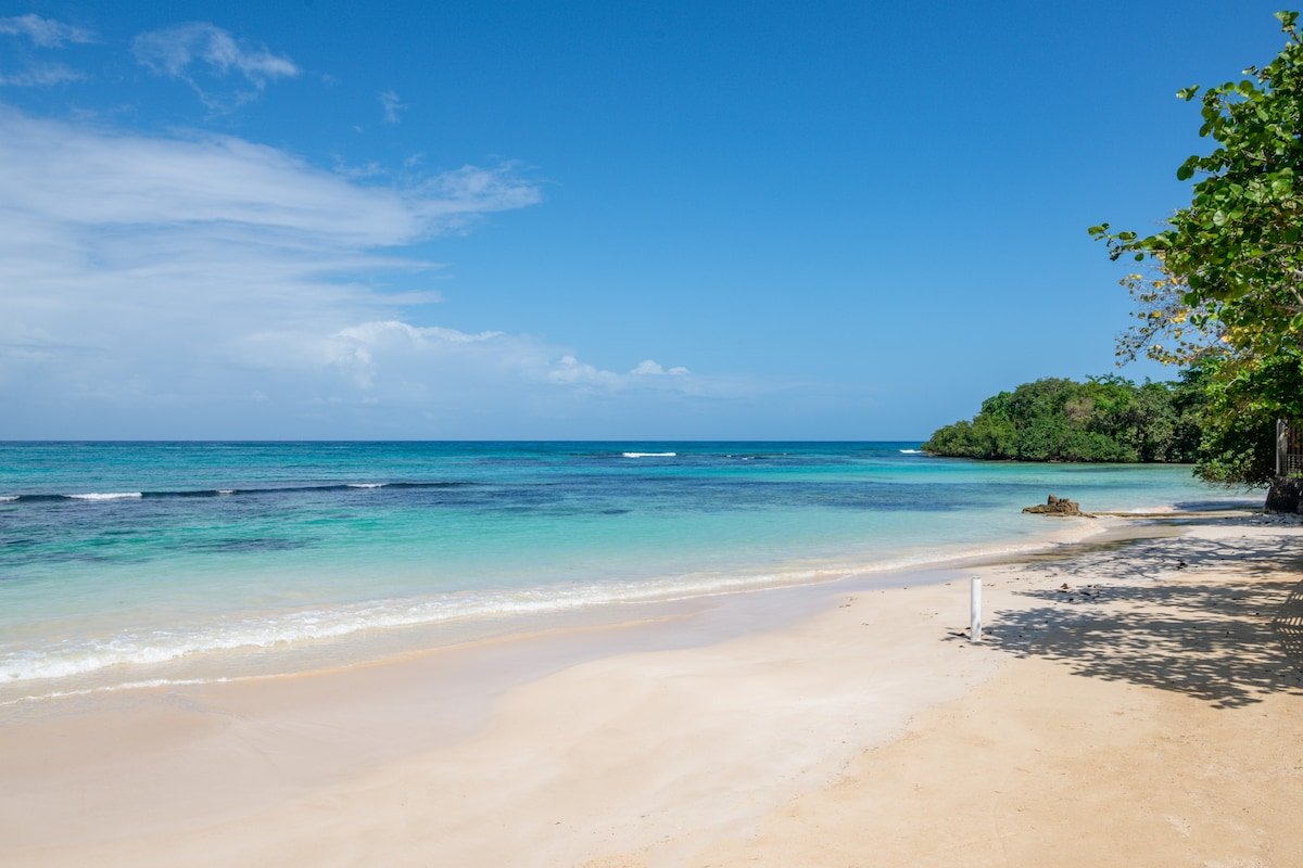 Canoe Cove gallery image 3