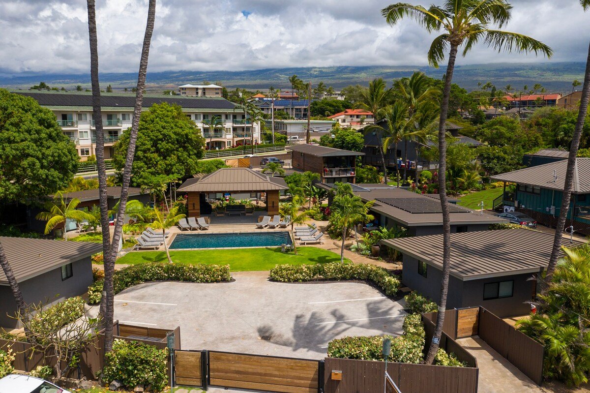 9 Villas/10 Bedrooms, Sleeps 28 guests gallery image 4