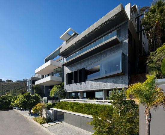 Photo 2 of Beyond Villa accommodation in Clifton, Cape Town with 6 bedrooms and 6 bathrooms