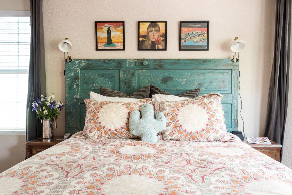 Eastside Bohemian Retreat gallery image 4