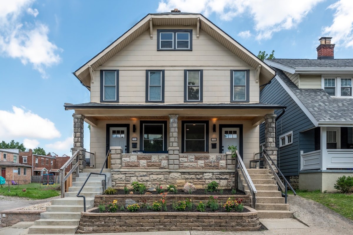 Sam’s Spot III – Huge Duplex 2 Full Kitchens gallery image 2