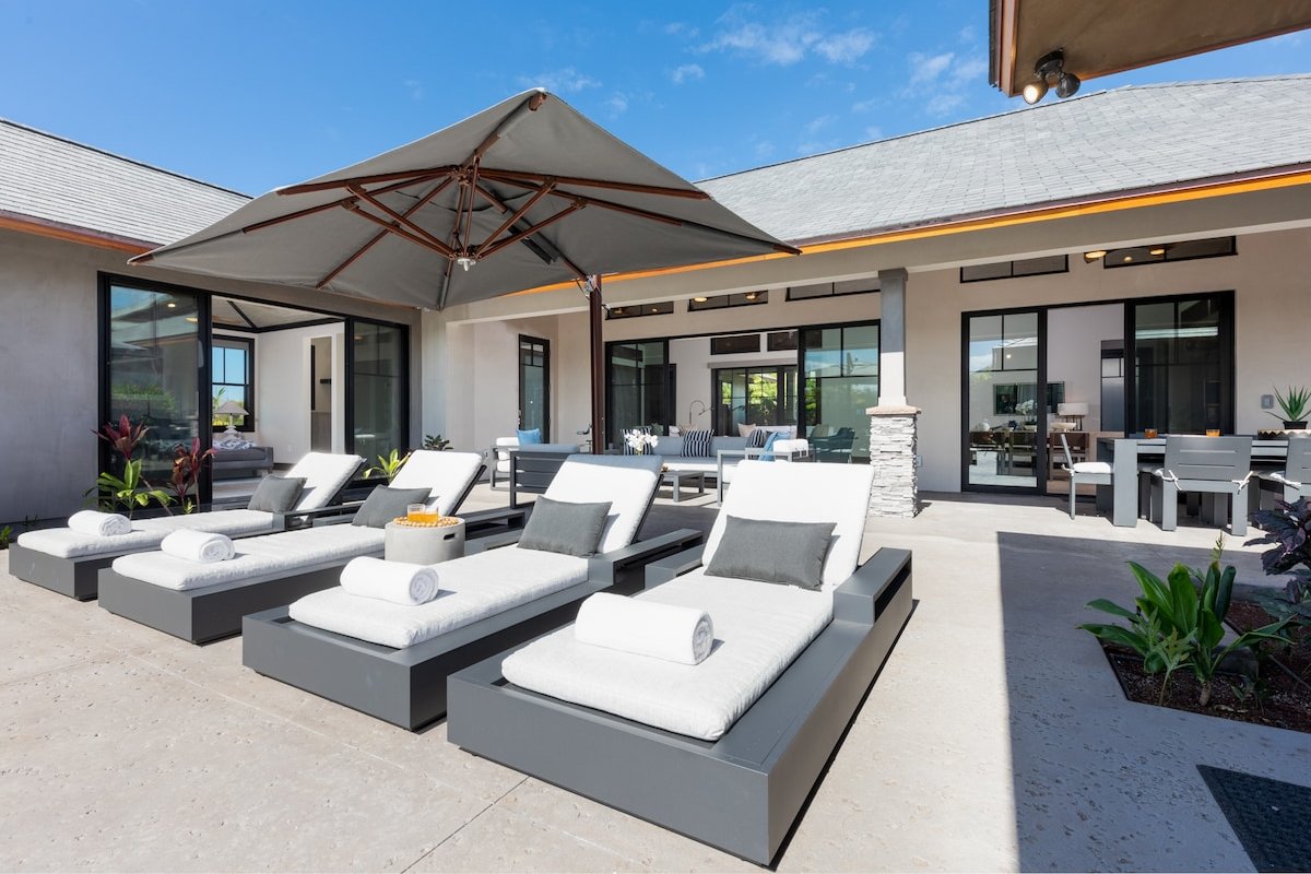 Luxury Nohea Home with Pool & 2 BR Ohana! gallery image 4