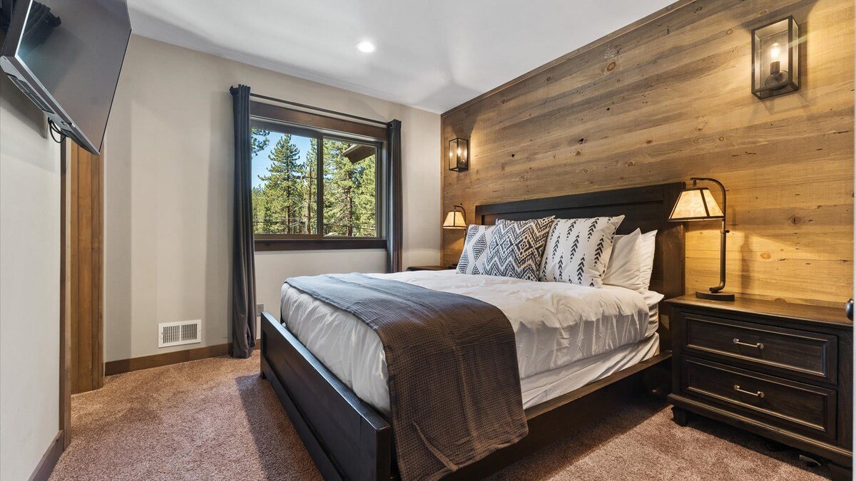 South Lake Escape | Indoor Pool + Movie Theater gallery image 5