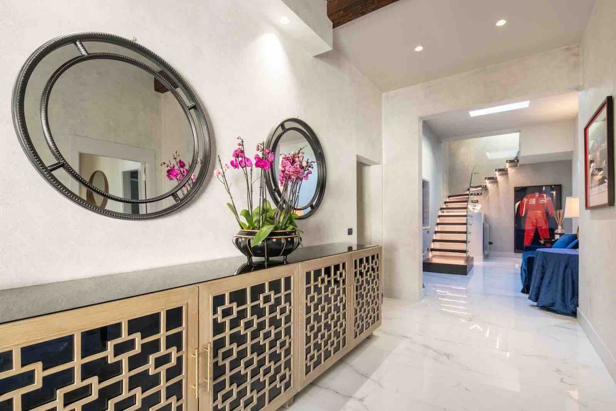 Panoramic terrace’s in historical city centre. gallery image 3