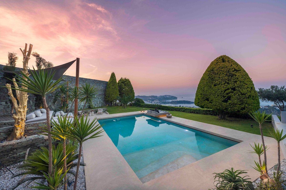 Mama la Roosa Luxury Retreat gallery image 3