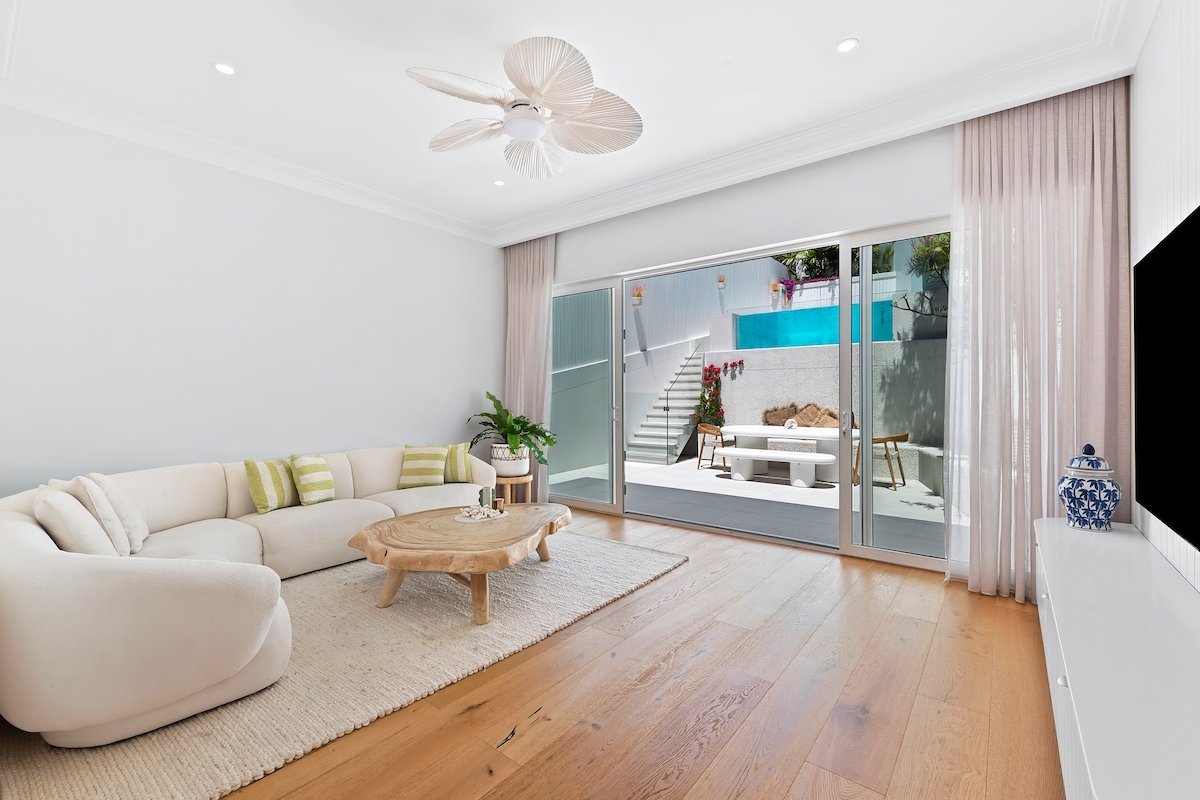 Clovelly Coastal Charm gallery image 4