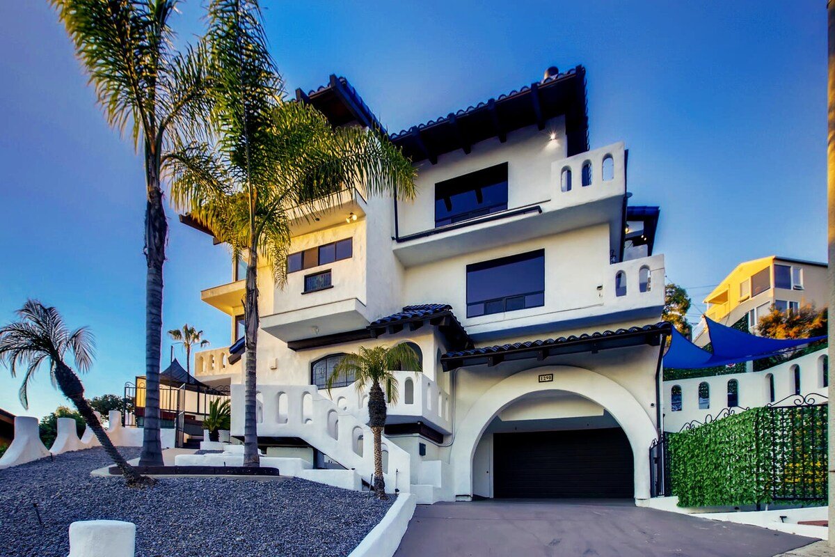 San Diego Villa with pool, spa & sunset views – S5 gallery image 5