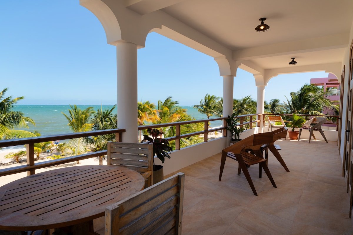 3BD 2BA Ground Floor Villa Sandy Feet Beach Resort gallery image 2