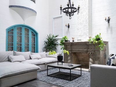 Enjoy a gorgeous house 8BR/18 guests in Condesa