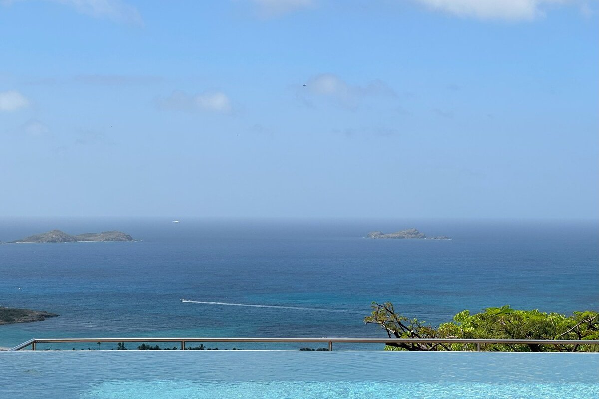 Globe Trotter gallery image 5