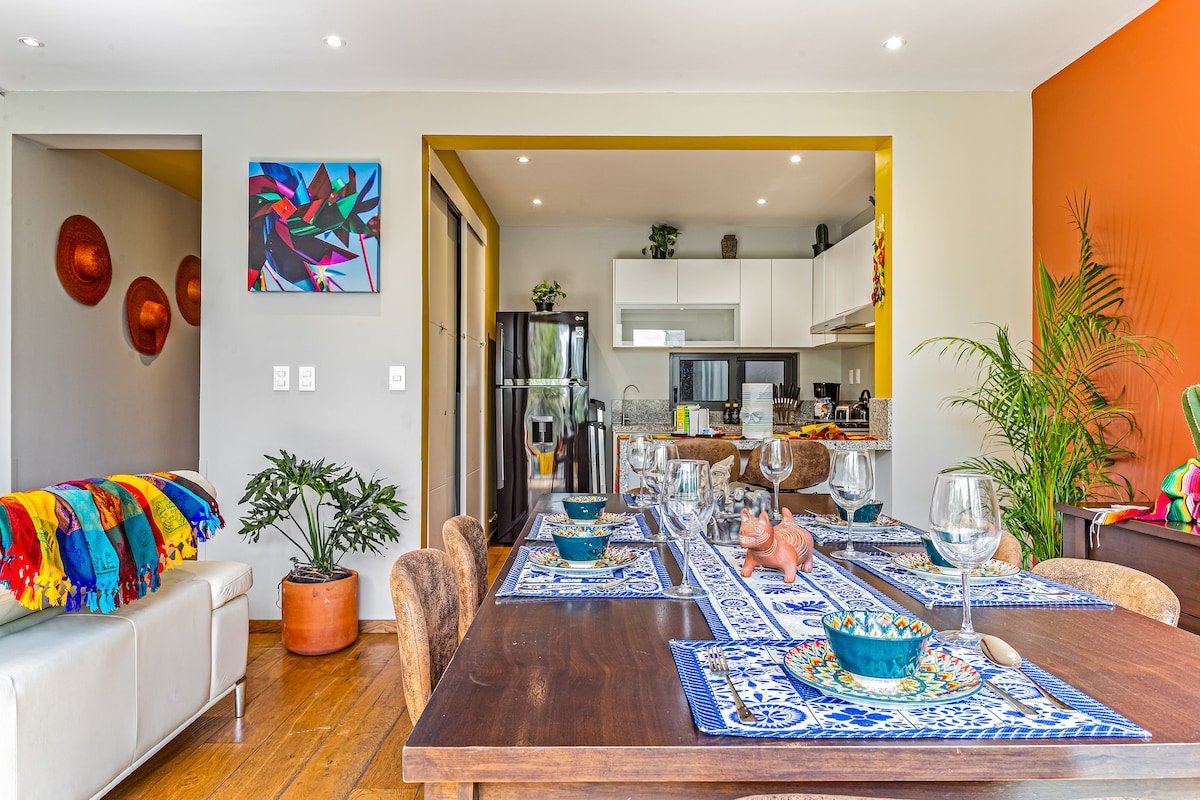 Tree-Lined Condesa Skyline 3 BR Charm with AC gallery image 4