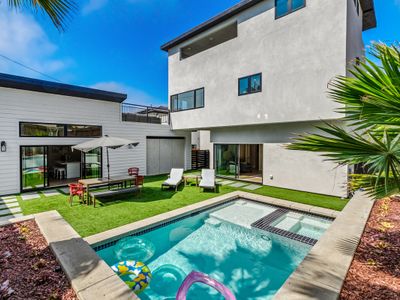 Ocean View Modern & New w/Pool