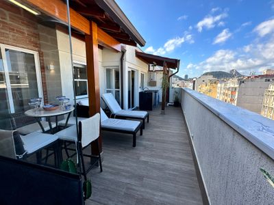 2 BDR Copacabana Penthouse, 2 Blocks to Beach