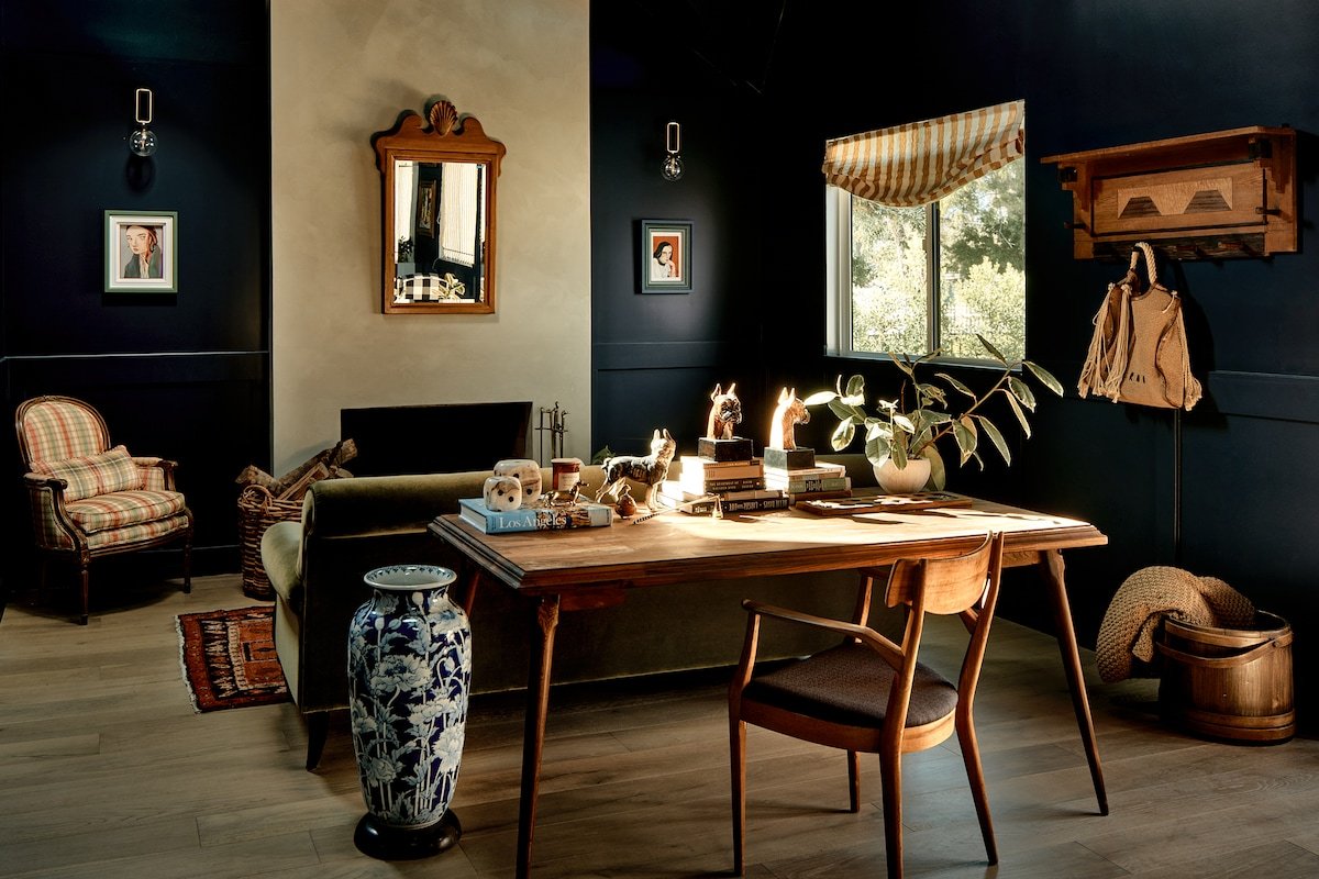 Classic Meets Contemporary gallery image 4