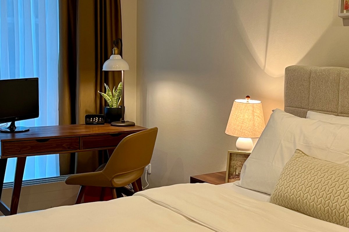 ALEXA Spacious Design Apart 5-10 Ppl/Parking/Wifi gallery image 3