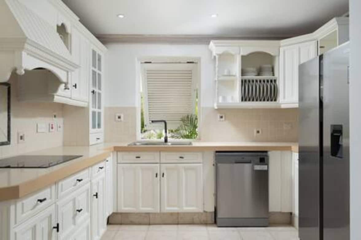 No Worries, 9 Coconut Grove gallery image 5