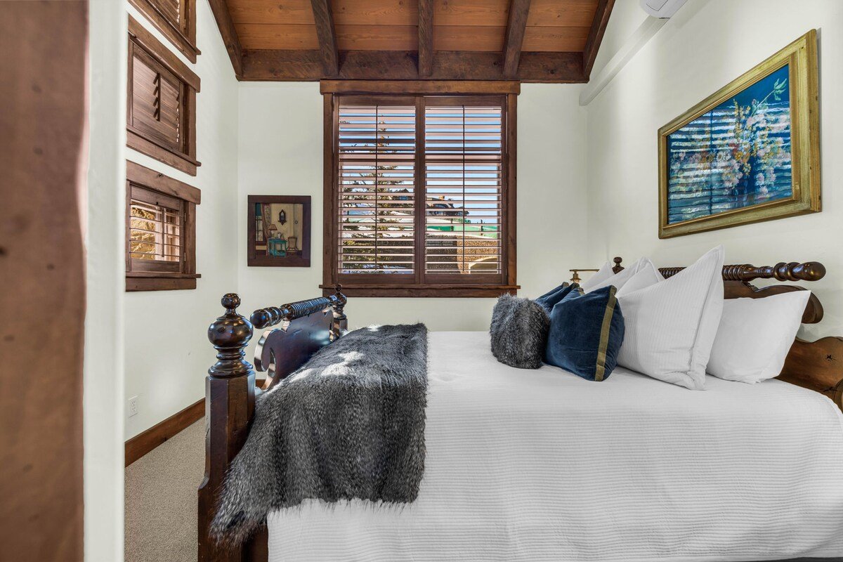 Deer Valley Ski In Out w/ Hot Tub gallery image 5