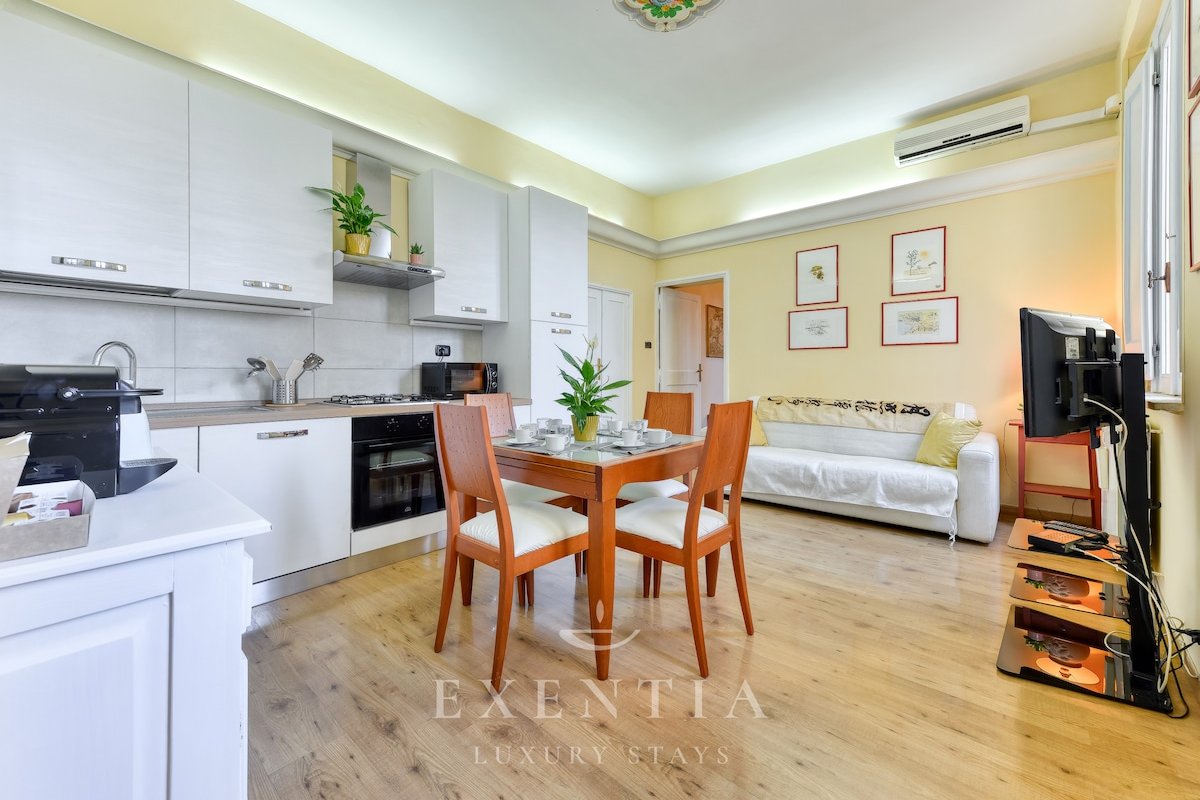 Fleuves de soie – Luxury Penthouse Piazza Navona gallery image 4