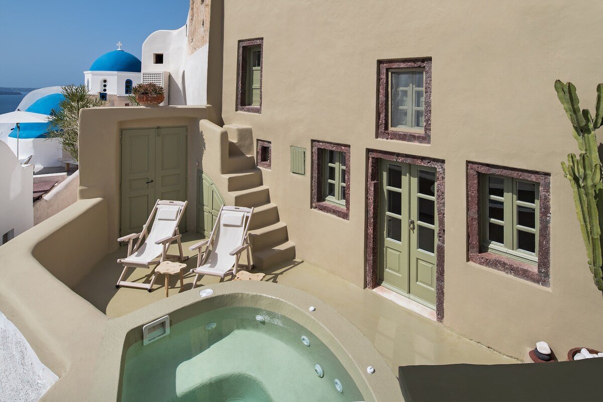 Cosmoia Cave House gallery image 5