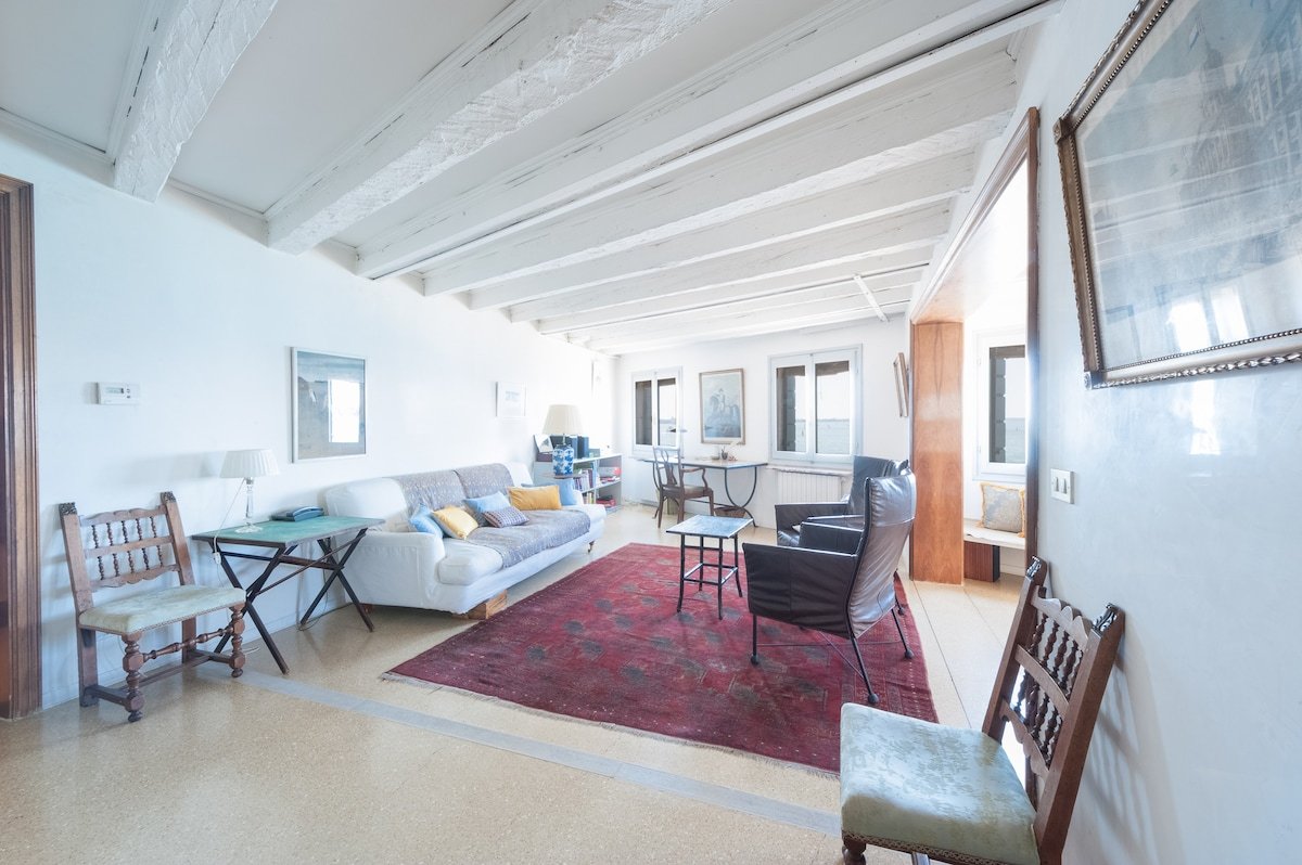 Ca’ Laguna, stunning views on Bacino di San Marco. gallery image 4