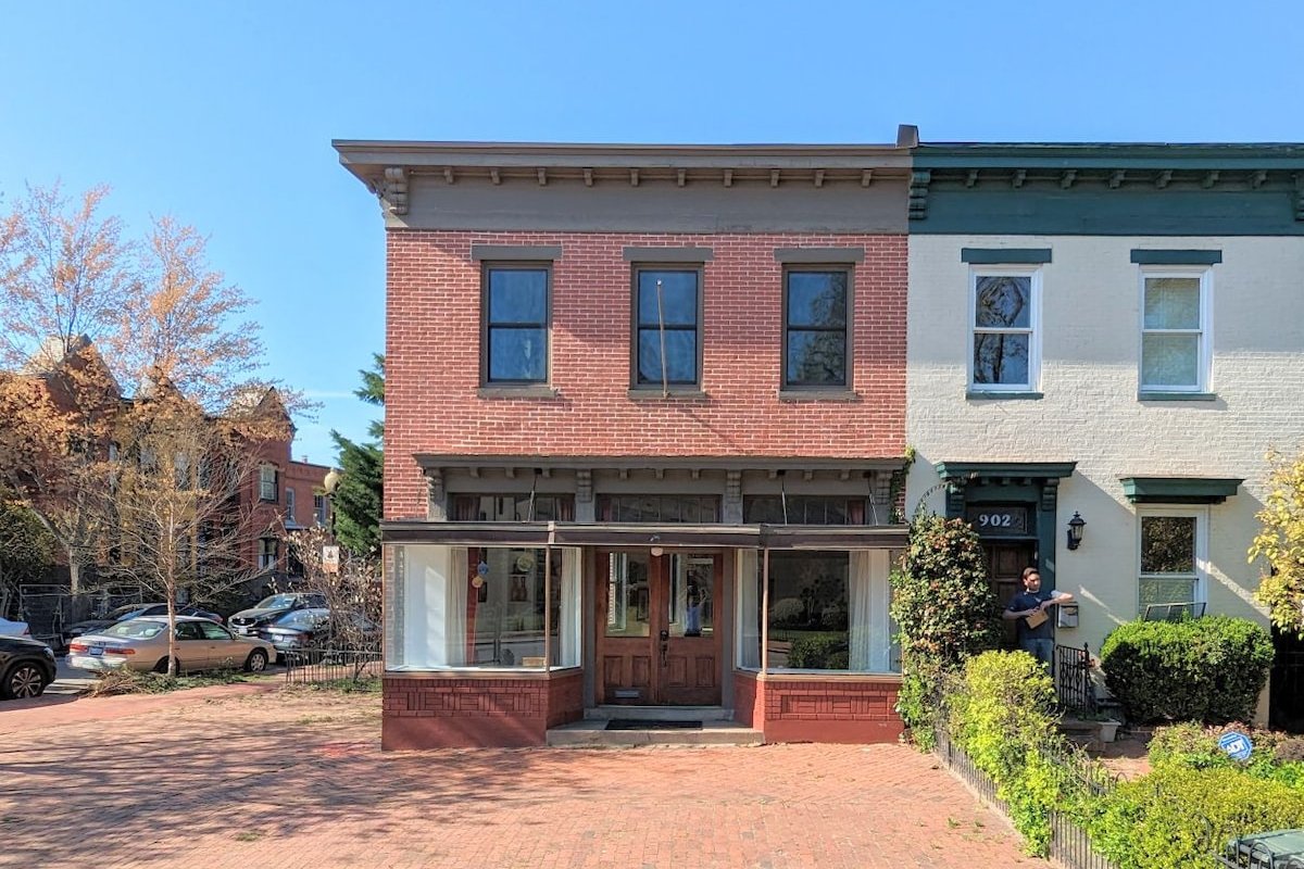 Unique Home with Parking gallery image 2