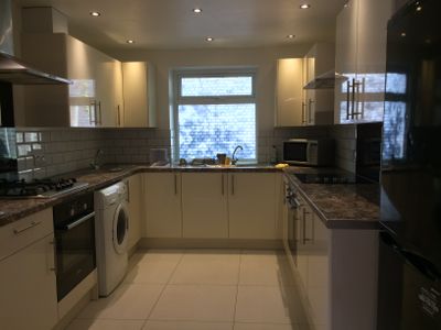 Exceptionally spacious Victorian House