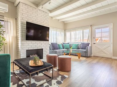 Designer Home | Ocean View | Near Beach | Parking