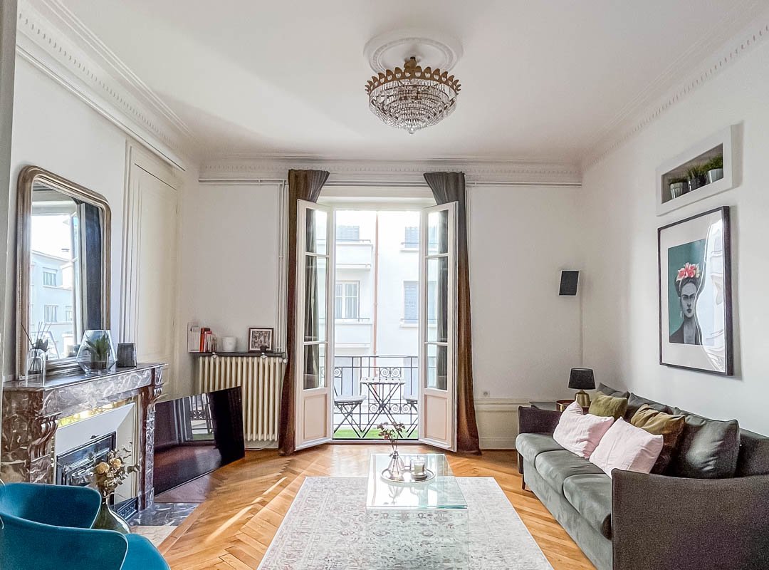 Superbe 85m2 center of Brotteaux with balcony !