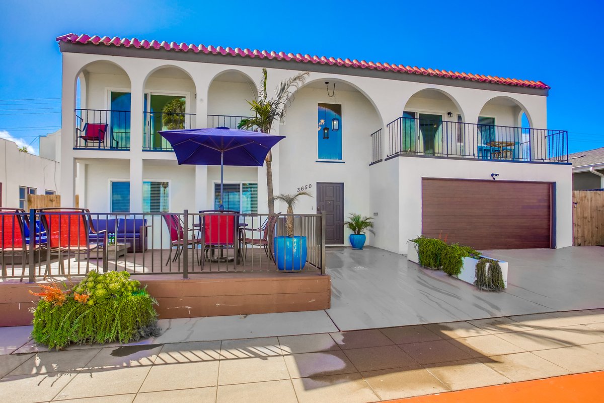 The Crown Jewel Villa with AC!Bikes,Kayak and SUP!