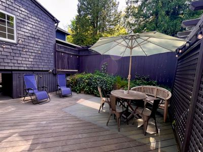 MadisonModern: walk to dining & Madison Park