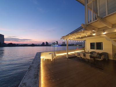Riverfront house for rent/Chao phraya river house